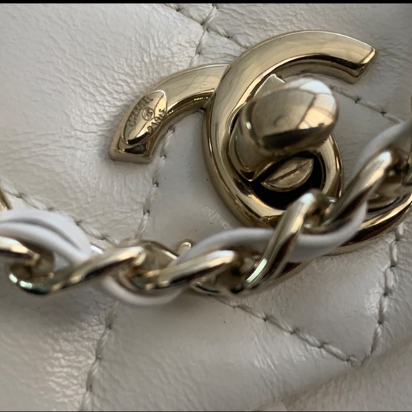 Ladies Handbag - Picture 5 of 7